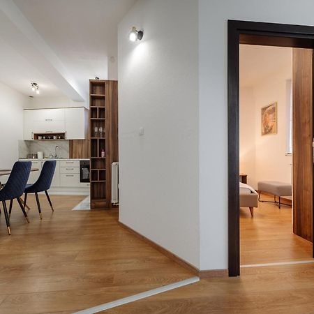 Apartman Square Trg Prijedor Exteriör bild