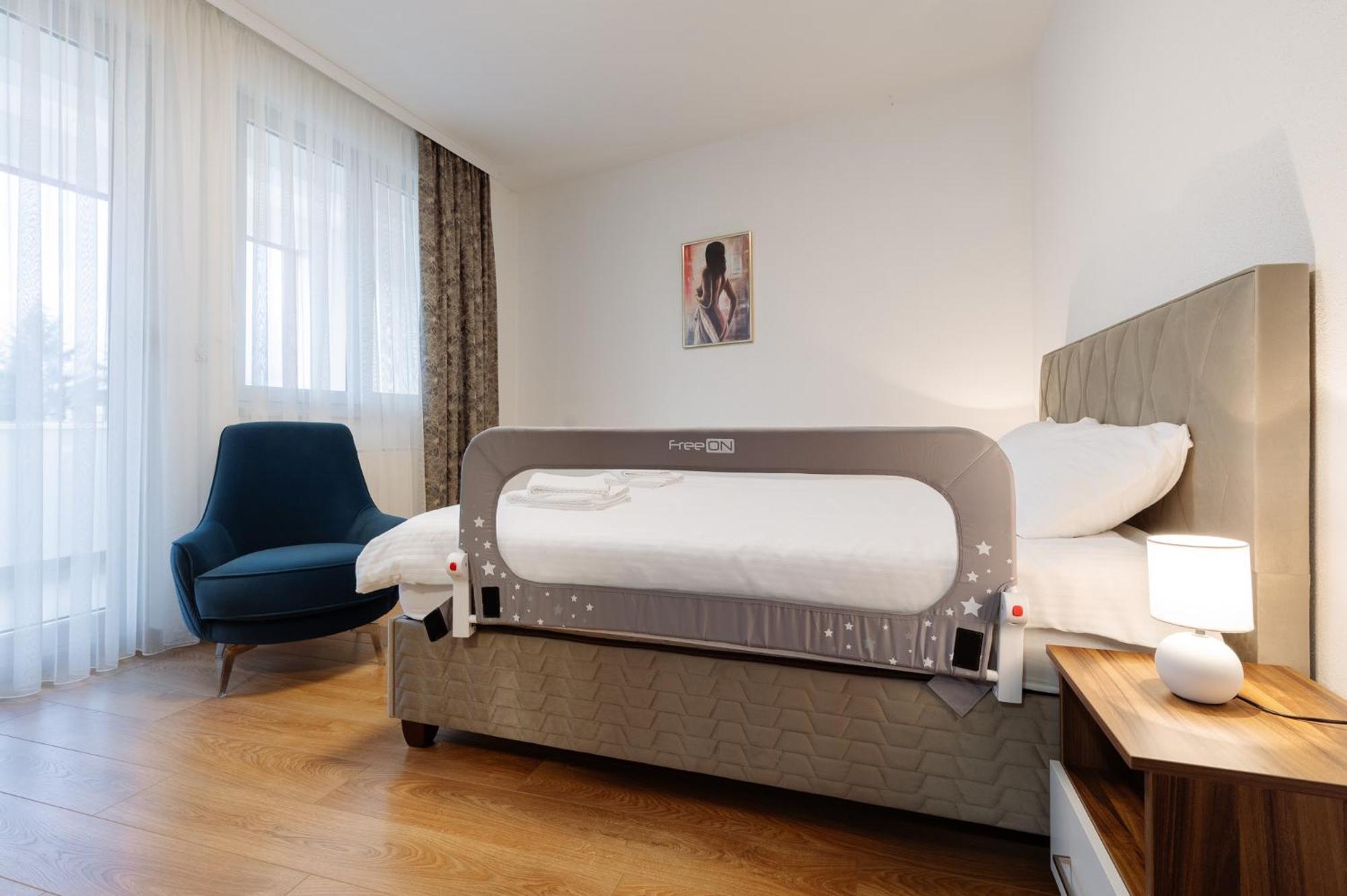 Apartman Square Trg Prijedor Exteriör bild